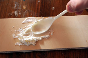 チーズのみで板を接着する実験